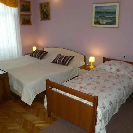 Apartment Pula 20 * Vintijan