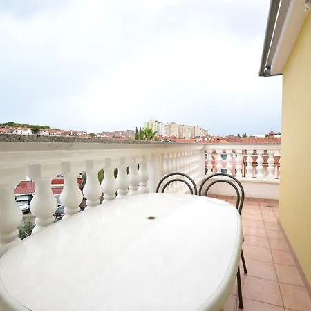 Apartment Pula 20 Vintijan